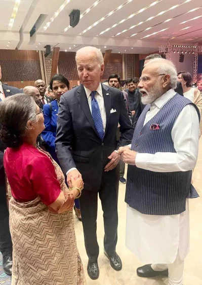 জো বাইডেন কুশল বিনিময় করেন বঙ্গবন্ধুর ছোটকন্যা শেখ রেহানার সাথেও