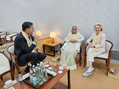 ইউরোপীয় কমিশনের প্রেসিডেন্ট উরসুলা ভন ডার লেনের সাথে প্রধানমন্ত্রী শেখ হাসিনা