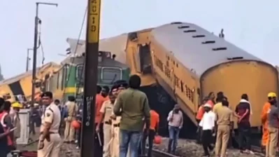 ভারতের অন্ধ্র প্রদেশে ট্রেন দুর্ঘটনায় নিহত ১৩। ইমেজ- এনডিটিভি।