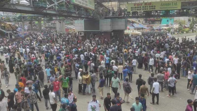 মিরপুর ১০ নম্বর গোলচত্ত্বর।