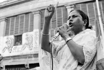 ১৯৯১ সালে কলকাতায় কংগ্রেস দলের নির্বাচনী প্রচারে মমতা