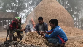 আগামী পাঁচ দিনে ঘন কুয়াশার সঙ্গে গুড়ি গুড়ি বৃষ্টির সম্ভাবনা