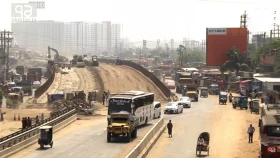 টানা ৭ দিনের ছুটি শুরু, নাড়ির টানে ঘরমুখো মানুষ
