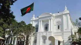 শেখ হাসিনার দেশে ফিরতে চাওয়া &lsquo;রাজনৈতিক স্ট্যান্টবাজি&rsquo;: চিফ প্রসিকিউটর
