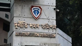 তিন মাসে দেশে-বিদেশে আড়াই হাজার কোটি টাকার সম্পদ জব্দ: দুদক
