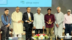 &lsquo;বজলুর রহমান স্মৃতিপদক&rsquo; পেলেন একাত্তর টেলিভিশনের হেড অব নিউজ শফিক আহমেদ