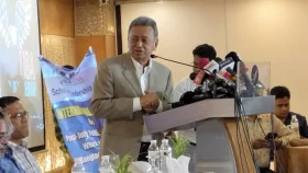 নির্বাচন দেরিতে হওয়ায় পরিস্থিতি তলানির দিকে যাচ্ছে: আমীর খসরু