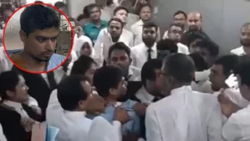 বিচারকের সামনে এজলাস কক্ষেই সাংবাদিককে মারধর