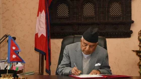 প্রধানমন্ত্রীর পর এবার নেপালের প্রেসিডেন্টের পদত্যাগ