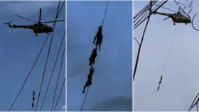 হেলিকপ্টারের রশিতে ঝুলে প্রাণে বাঁচলেন নেপালের মন্ত্রীরা