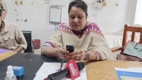 &lsquo;আপু&rsquo; সম্বোধনে ক্ষুব্ধ চিকিৎসক, রুম থেকে বের করে দিলেন রোগীর অভিভাবককে