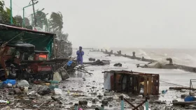 ফিলিপাইনে আঘাত হেনেছে সুপার টাইফুন রাগাসা