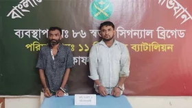 মিরপুরে বাসে গুলি-আগুনের ঘটনায় মূলহোতাসহ গ্রেপ্তার দুই