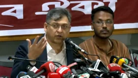 ভোটের আগে গণভোটের দাবি নির্বাচন বিলম্বের প্রয়াস: সালাহউদ্দিন আহমেদ