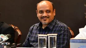 আগে মুরগির ফার্মের মালিকও টিভির লাইসেন্স পেয়েছে: উপ-প্রেস সচিব