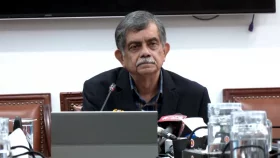 শিক্ষকদের দাবি পূরণে অর্থ মন্ত্রণালয়ে আলোচনা চলছে: উপদেষ্টা