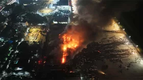 ঢাকার বিমানবন্দরে আগুন