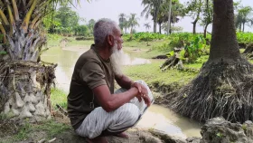 &lsquo;আধা কিলো দূরের নদী এখন বারান্দায়, এরপর কোথায় যাবো&rsquo;