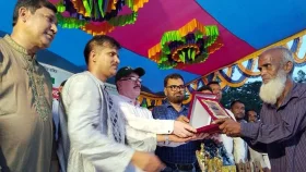 জিয়াউর রহমানের সঙ্গে খাল কাটায় অংশ নেওয়া শাজাহান-হেমায়েতকে সম্মাননা