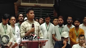 দলীয় কোন্দলে গুলি খেতে না চাইলে এনসিপি করতে বললেন হাসনাত