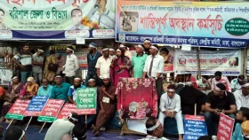 রাজপথ না ছাড়ার ঘোষণা প্রতিবন্ধী বিদ্যালয়ের শিক্ষকদের