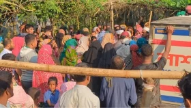 ভূমিকম্পে নিহত বাবা&ndash;ছেলের দাফন কিশোরগঞ্জে সম্পন্ন