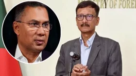 তারেক রহমান ফিরতে চাইলে একদিনেই ট্রাভেল পাস: পররাষ্ট্র উপদেষ্টা