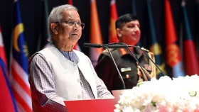 আগামী নির্বাচনে ঐতিহাসিক ভূমিকা পালনে সশস্ত্র বাহিনীর প্রতি প্রধান উপদেষ্টার আহ্বান