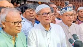 খালেদা জিয়া বিদেশ গমন করতে পারবেন কিনা নিশ্চিত করবে চিকিৎসক: মির্জা ফখরুল