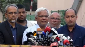 বেগম জিয়ার স্বাস্থ্য পরিস্থিতি নিয়ে যা জানালেন ডা. জাহিদ