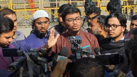হাদির হামলাকারীদের ধরতে ছয় ঘণ্টা সময় দিলো মঞ্চ চব্বিশ