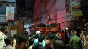 উদীচীর কেন্দ্রীয় কার্যালয়ে আগুন, নিয়ন্ত্রণে চার ইউনিট