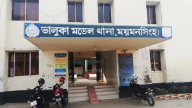 ধর্ম অবমাননার অভিযোগে যুবককে হত্যা, গাছে বেঁধে আগুন