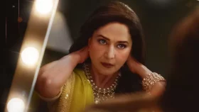 ৫৮ বছর বয়সেও অ্যাকশনে অপ্রতিরোধ্য মাধুরী দীক্ষিত