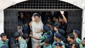 খালেদা জিয়া: চার দশকেরও বেশি রাজনৈতিক জীবনে কারাবন্দি হন পাঁচবার