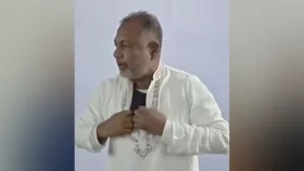 নিরাপত্তা ঝুঁকিতে বুলেটপ্রুফ জ্যাকেট পরে নির্বাচনী মাঠে বিএনপির জিলানী