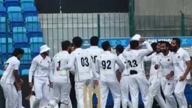২৩২ বছর পর অবিশ্বাস্য ঘটনা, ৪০ রানের লক্ষ্য দিয়েও জয়!