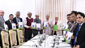 প্রধান উপদেষ্টার কাছে কর কাঠামো পুনর্বিন্যাস কমিটির প্রতিবেদন
