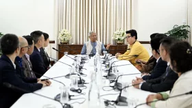 প্রধান উপদেষ্টার সঙ্গে চীন-বাংলাদেশ অংশীদারত্ব ফোরাম প্রতিনিধিদলের বৈঠক