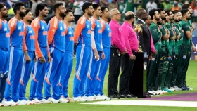 অবশেষে ১৫ ফেব্রুয়ারি ভারতের মুখোমুখি হচ্ছে পাকিস্তান