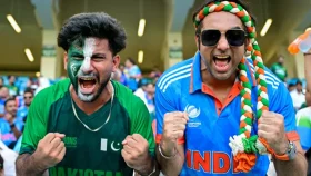 বর্জন থেকে রণক্ষেত্রে, ভারত-পাকিস্তান মহারণ ঘিরে উত্তেজনা তুঙ্গে