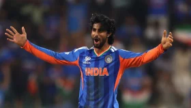ফ্লপ বোলিং, ব্যাটিং ধসে কুপোকাত পাকিস্তান, সুপার এইটে ভারত