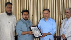 তারেক রহমান-নাহিদ ইসলাম সাক্ষাৎ: সংলাপে সঙ্কট সমাধানের তাগিদ