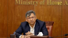 ঢাকার রাস্তায় এআই, খোঁড়াখুঁড়ি বন্ধে ১৫ দিন পর পর সমন্বয় সভা: স্বরাষ্ট্রমন্ত্রী
