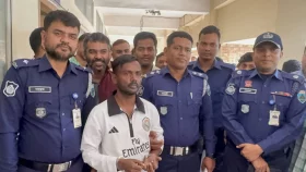 গ্রেপ্তার হিরো আলম, বিয়ের আশ্বাসে ধর্ষণের অভিযোগ