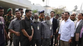 পুরনো সহকর্মীদের নাম ধরে ডাকলেন প্রধানমন্ত্রী তারেক রহমান