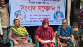 কটিয়াদীতে স্কুলছাত্রী স্মৃতির মৃত্যু ঘিরে রহস্য, পরিবারের দাবি হত্যা