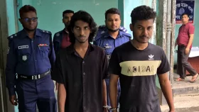 বেগমগঞ্জে বিদেশি পিস্তল ও গুলিসহ দুই যুবক গ্রেপ্তার