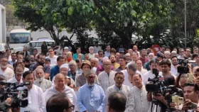 শামস সুমনের জানাজা সম্পন্ন, পরিবার দেশে ফিরলে দাফন