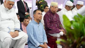 জাতীয় ঈদগাহে একসঙ্গে ঈদের নামাজ আদায় করলেন রাষ্ট্রপতি ও প্রধানমন্ত্রী